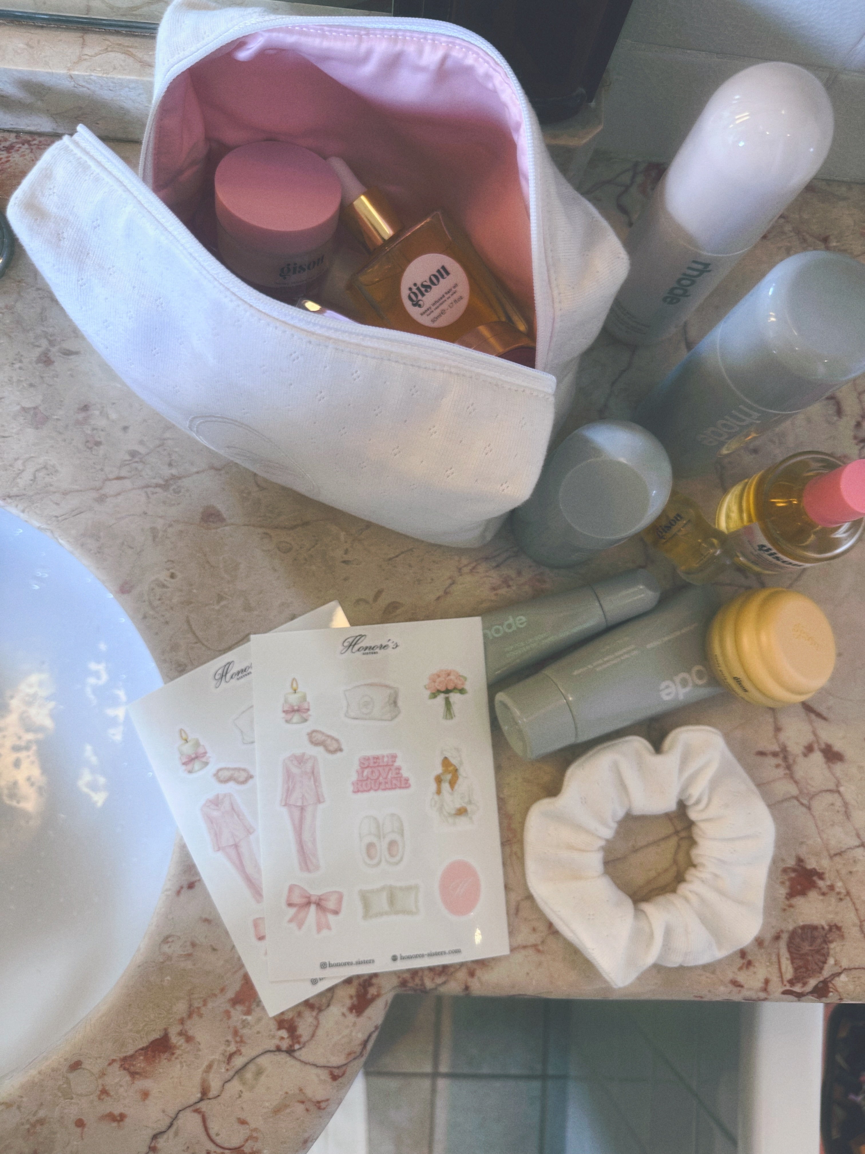 LA TROUSSE